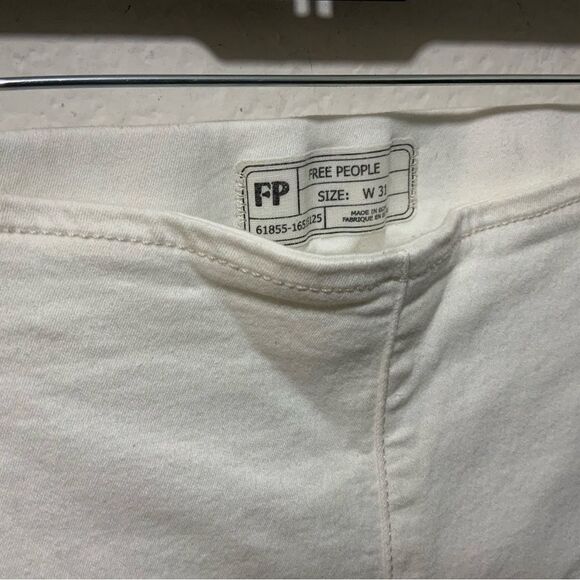 Free People White Pull Up Raw Hem Pantrs Womens 31 Mid Rise Cropped - Picture 7 of 8